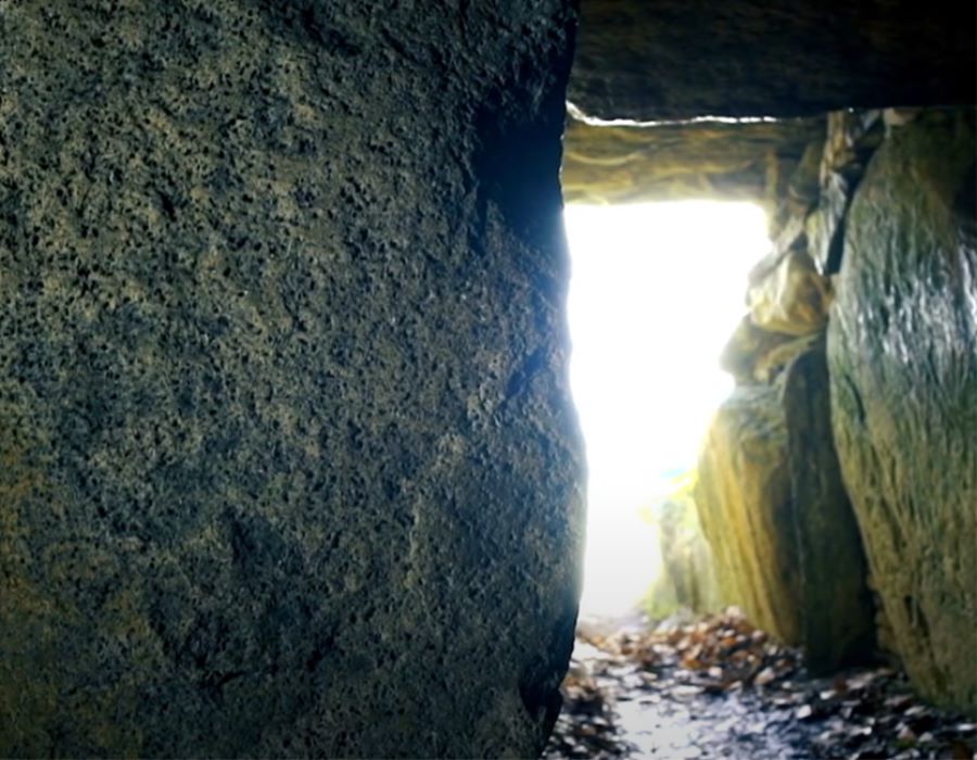 The Burial: The Last Week of Jesus, Day 7