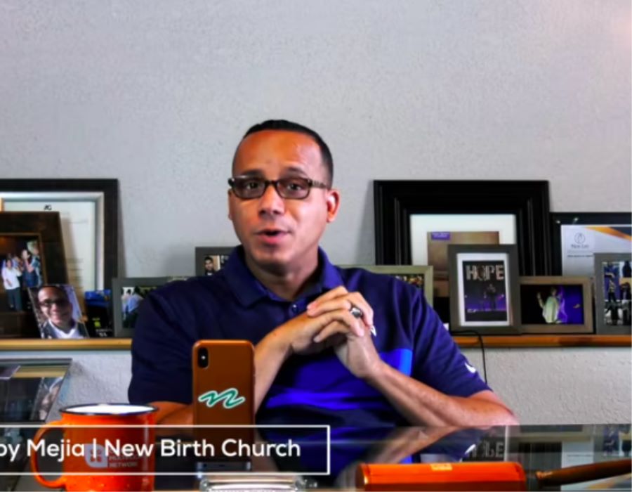 Gabby Mejia | Sharing Vision