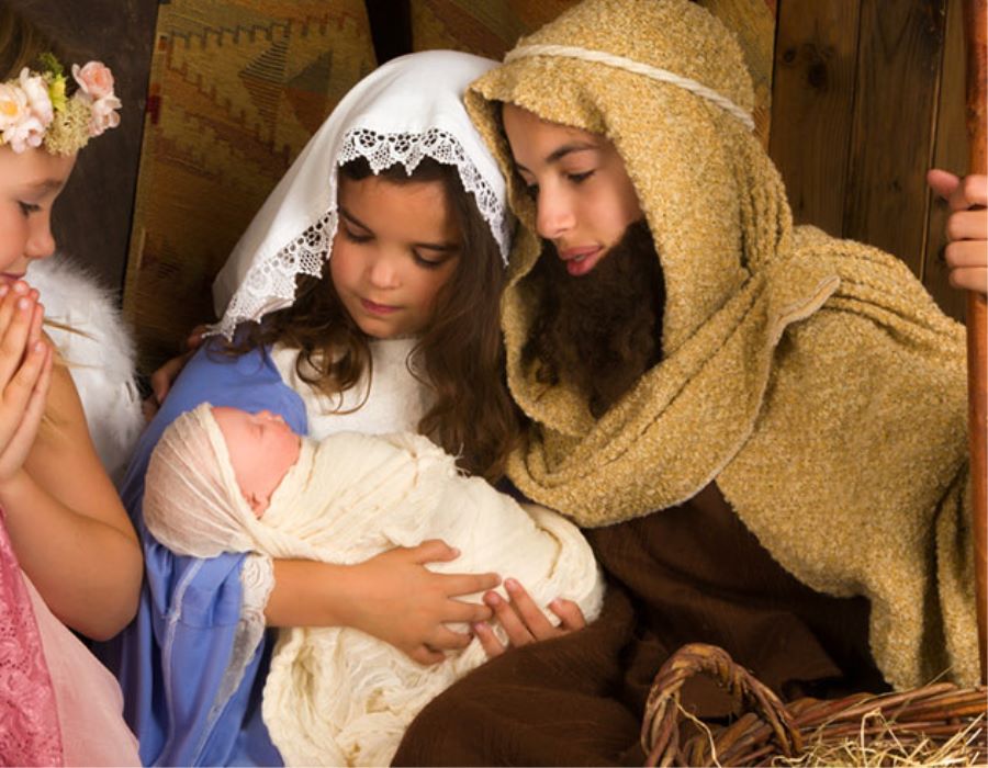 Go and Love This Christmas