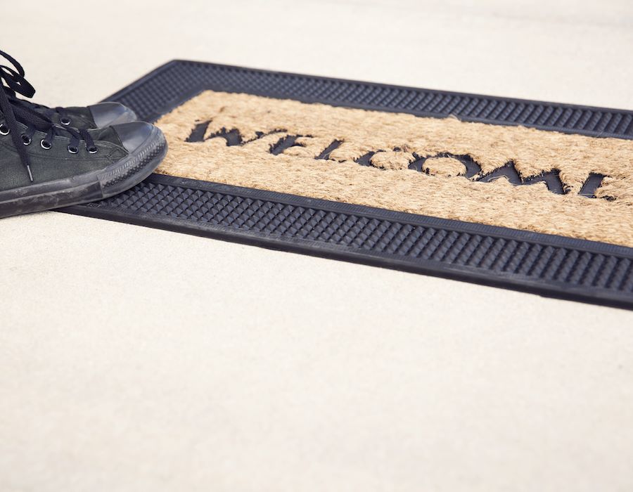Having a Servant’s Heart — Without Becoming a Doormat