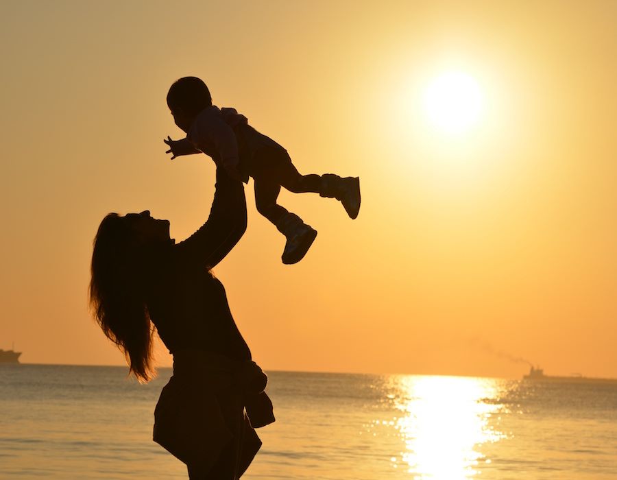 Moms with Young Kids Rare in Pastoral Ministry