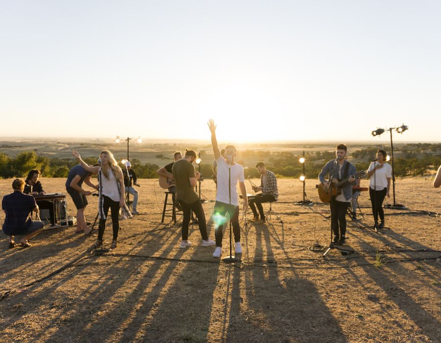 10 Qualities Your Church Doesn’t Need in Order to Grow Young
