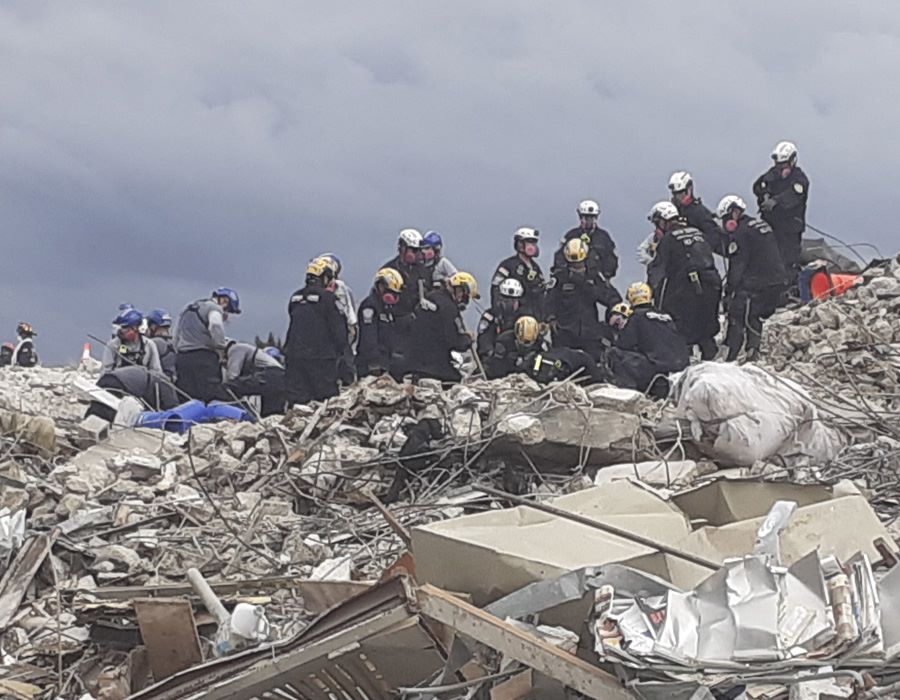 Chaplains Minister at Condominium Tragedy