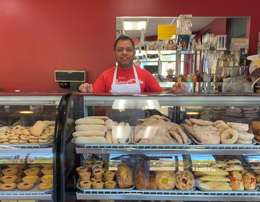 Baker Serves Up Sermons