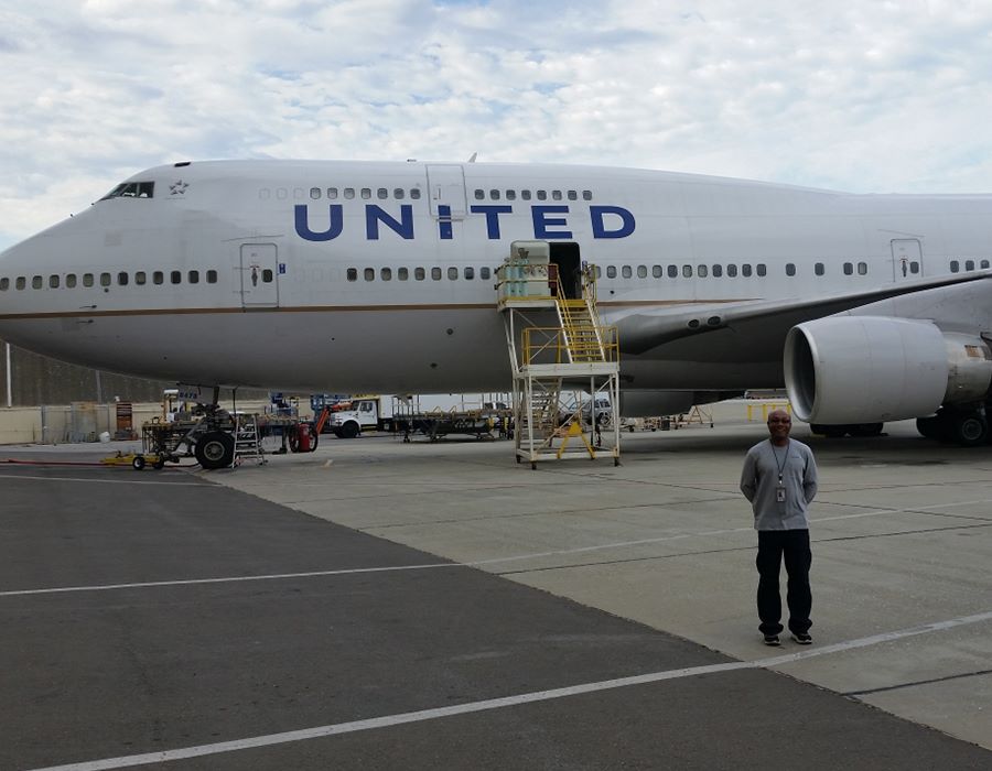 Airline Career Helps Ministry Coach