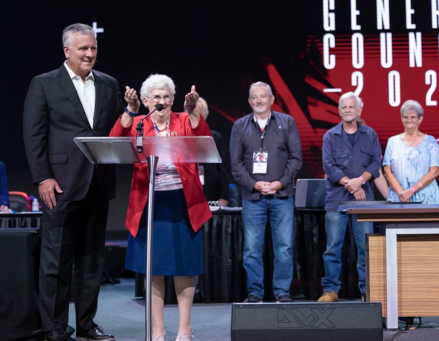 General Superintendent's Medal of Honor Awarded