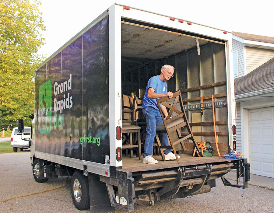 Community "HEROs" — Innovative Compassion Ministry is Reaching One Neighbor at a Time