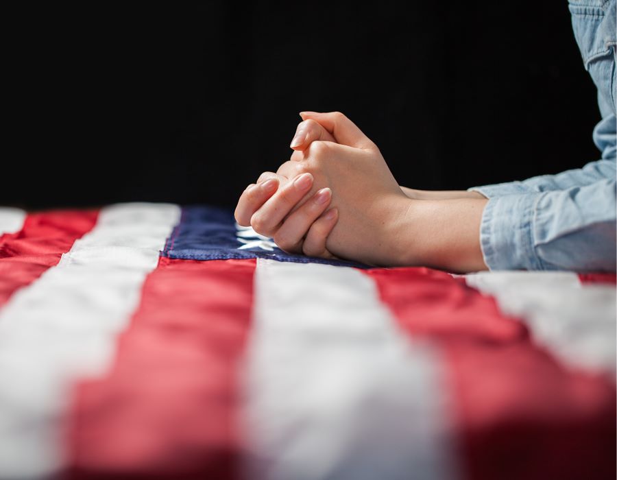 Let's Pray: 30 Days of Prayer for Our Nation