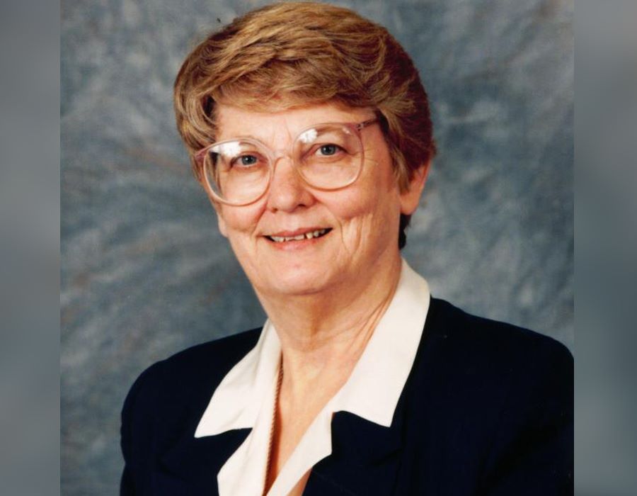AG's First Woman Chaplain, Marjorie Holland, Dies
