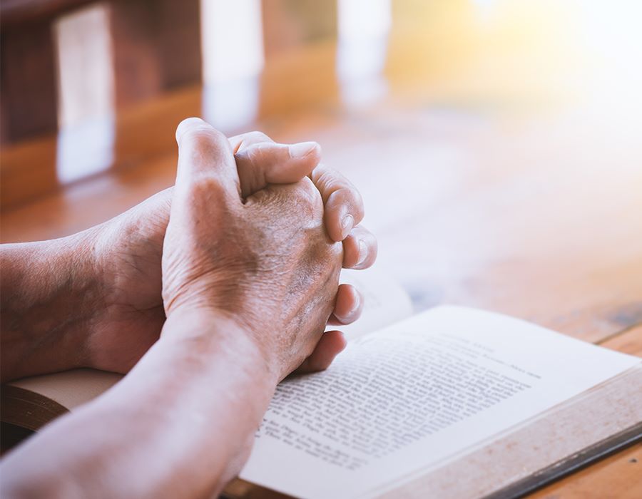 Ways to Pray for Your Pastor