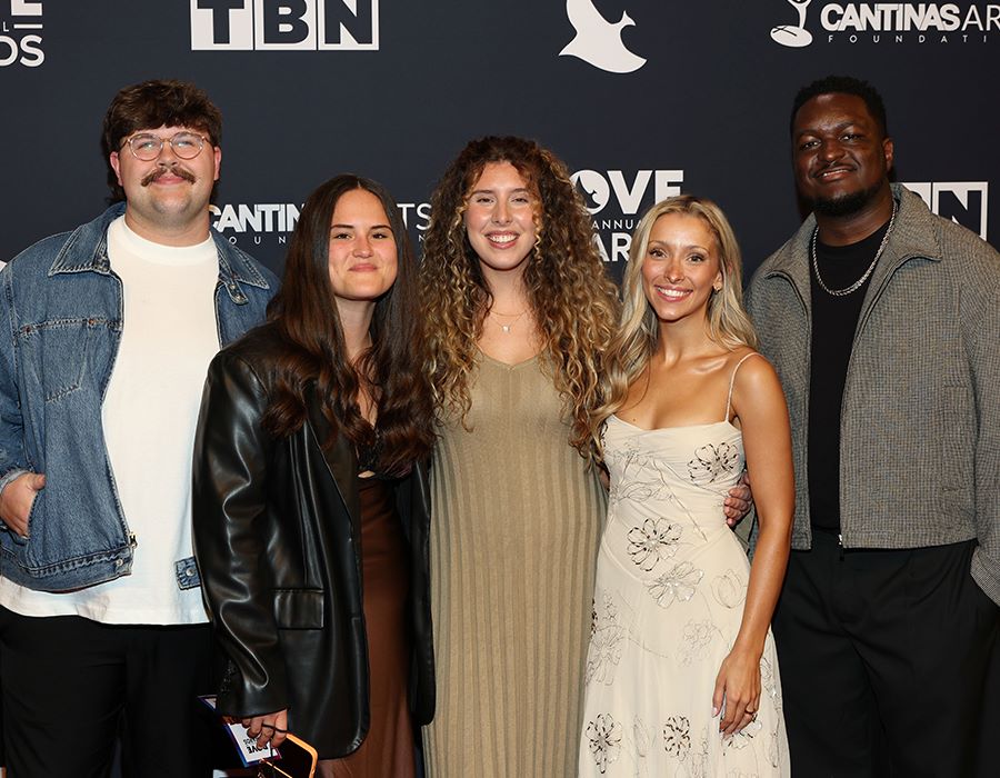 SEU Worship Performs at 56th Annual Dove Awards