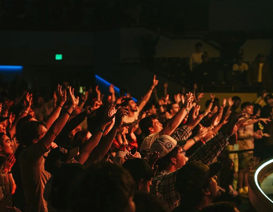 SEU Experiences Outpouring