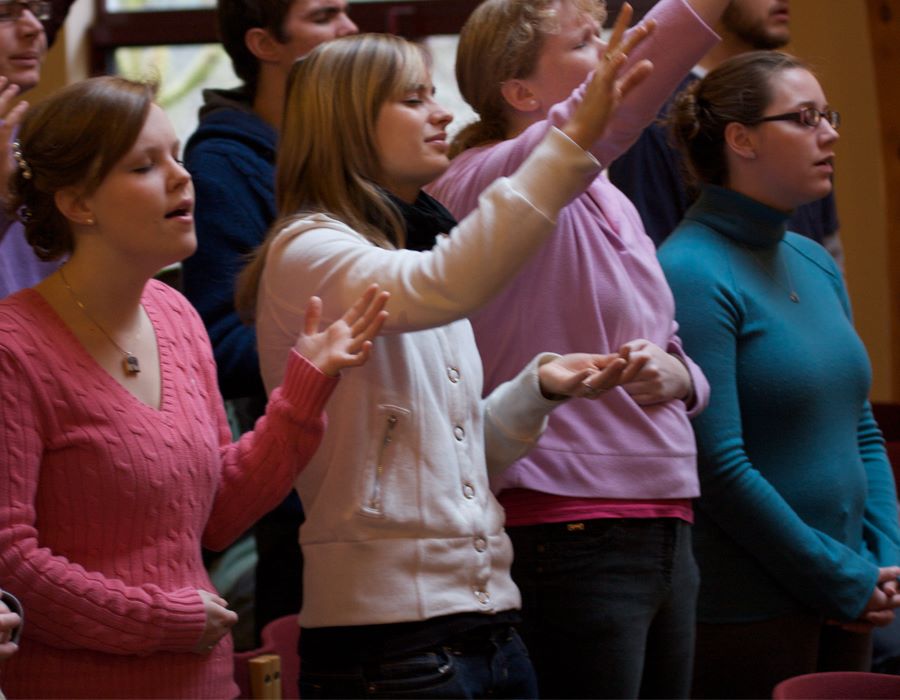 Belgium: Lifting Up Jesus