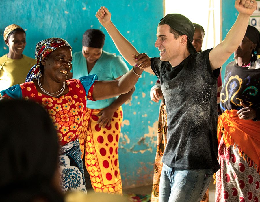 YouTube Star Mike Tompkins Produces Music Video for Convoy of Hope
