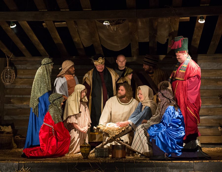 Live Nativity Draws Church, Community Together