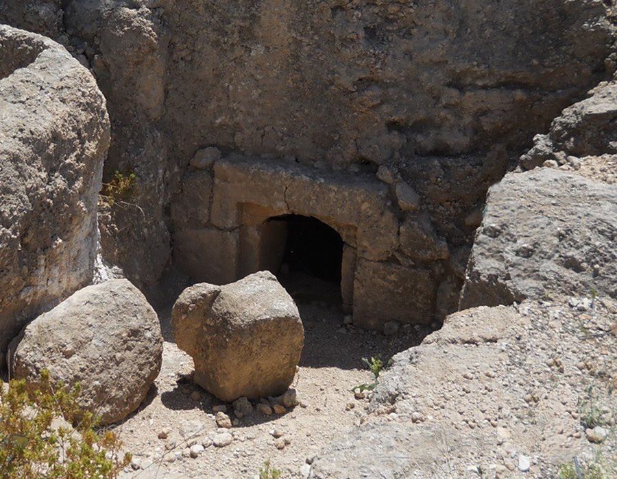 The Rolling Stone Tomb?