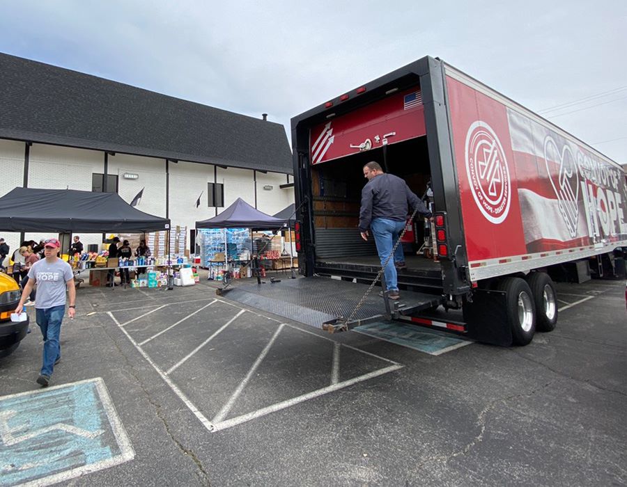 Convoy Responds to Tornadoes in Tennessee