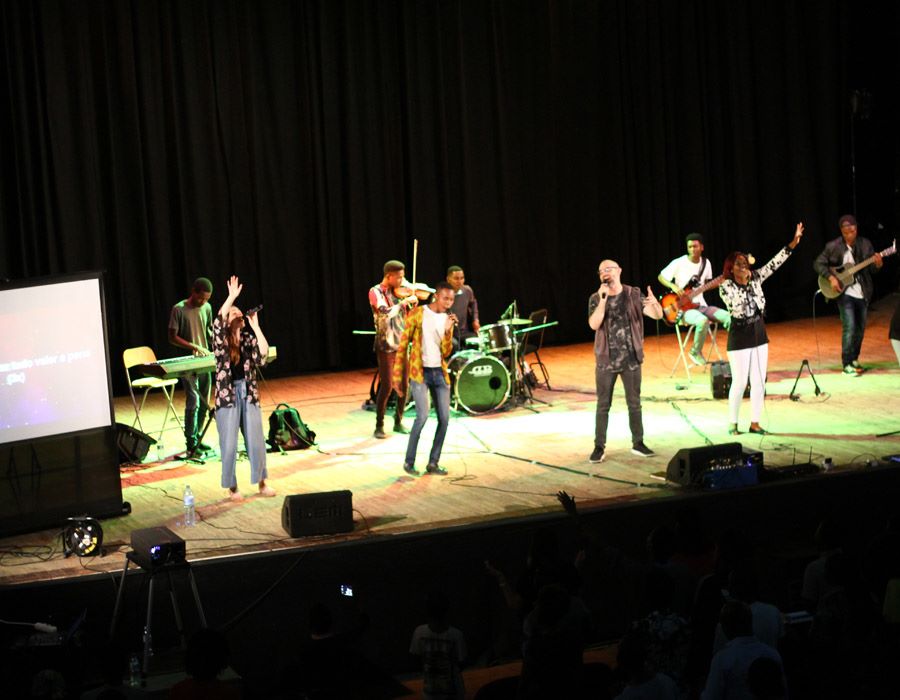 Worship Conference in Mozambique — Spirit First, then Technique