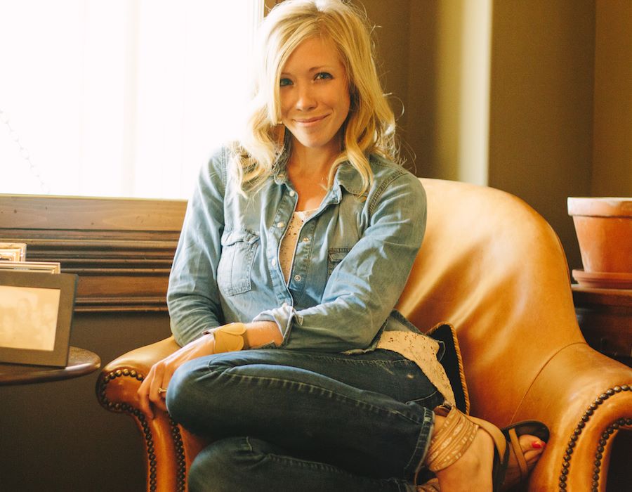 Ellie Holcomb: Jesus Is Enough