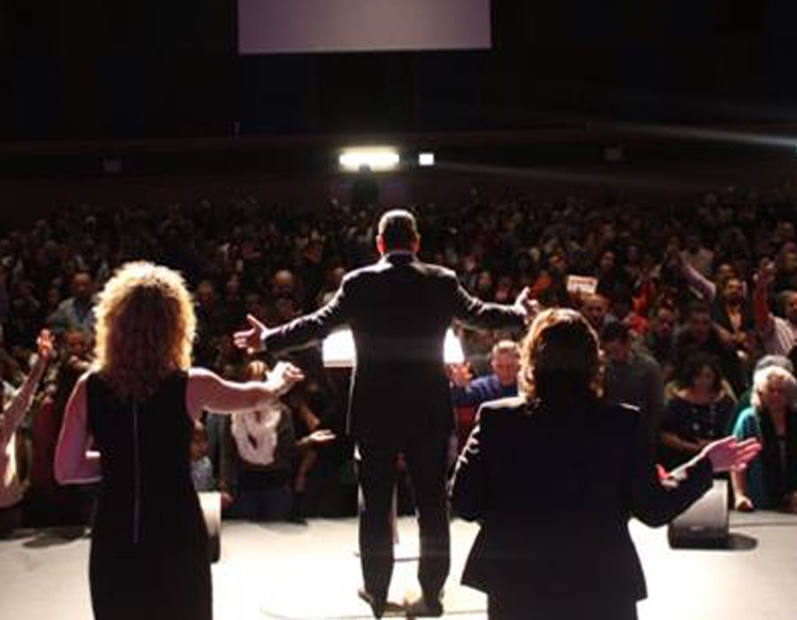 Chicago Pastor Tops Hispanic Faith Leaders List