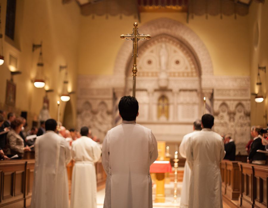 While General Confidence in the Church Is Decreasing, Catholics Remain Strong in Faith