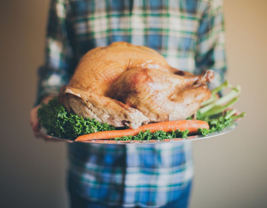 “Mr. Thanksgiving” Serves Community in Illinois with 45th Holiday Dinner