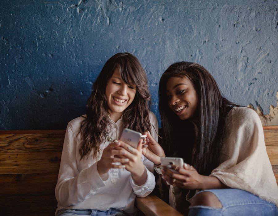 Is it Appropriate to Use Cellphones During Church?