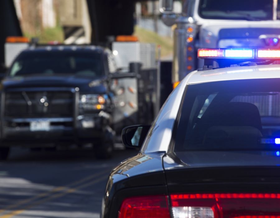 Police Officer Prays With the Driver He Pulled Over