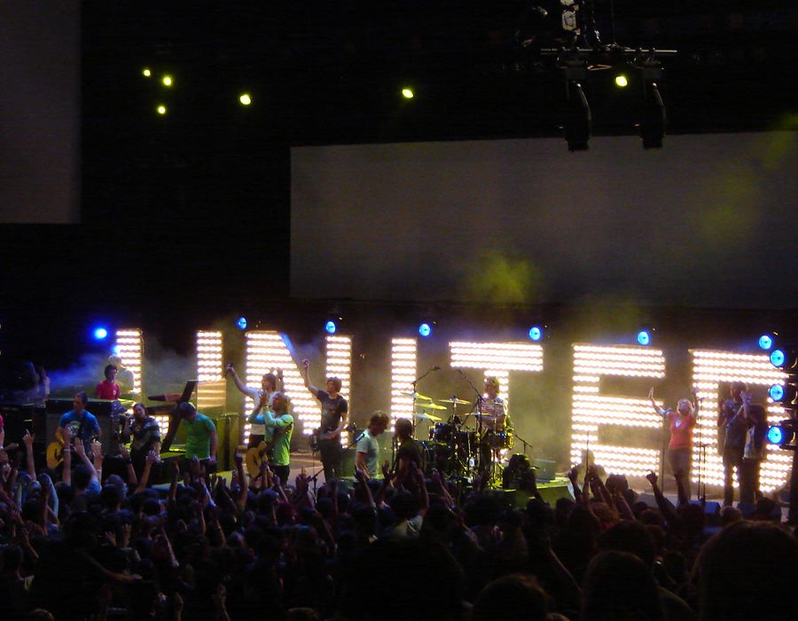 Hillsong’s Hope Continues to Rise 